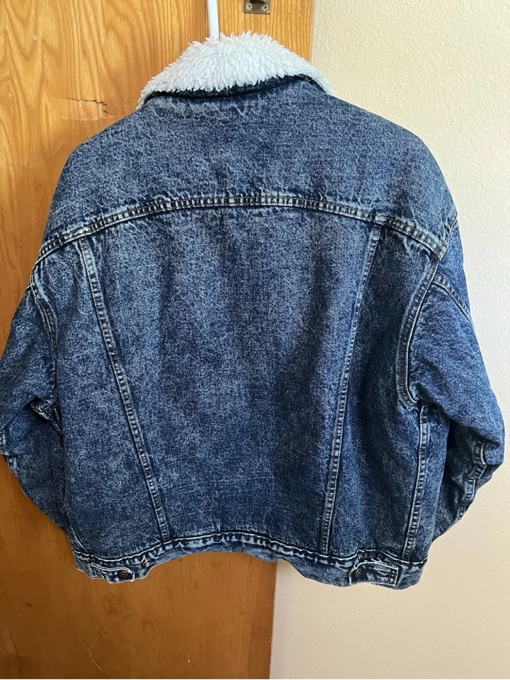 Vintage Levi’s 70709-0227 Sherpa Trucker Jacket Made in USA Men’s XL Dark Wash